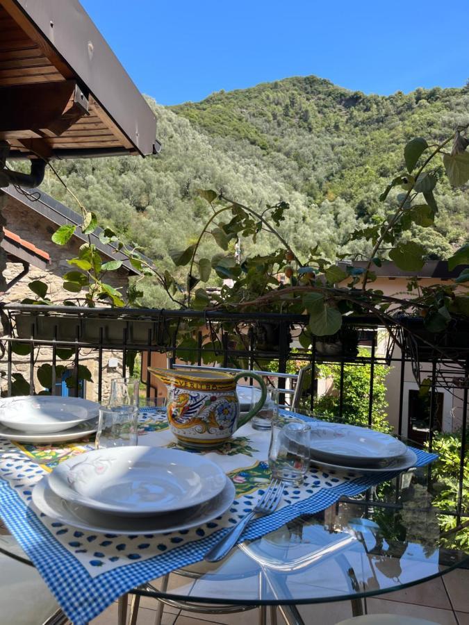 Casa Victoria - Full Equipped Stone House Villa Rocchetta Nervina Bagian luar foto